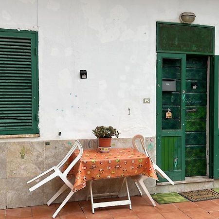Nido D'Amore Cuore Villa Terracina Buitenkant foto
