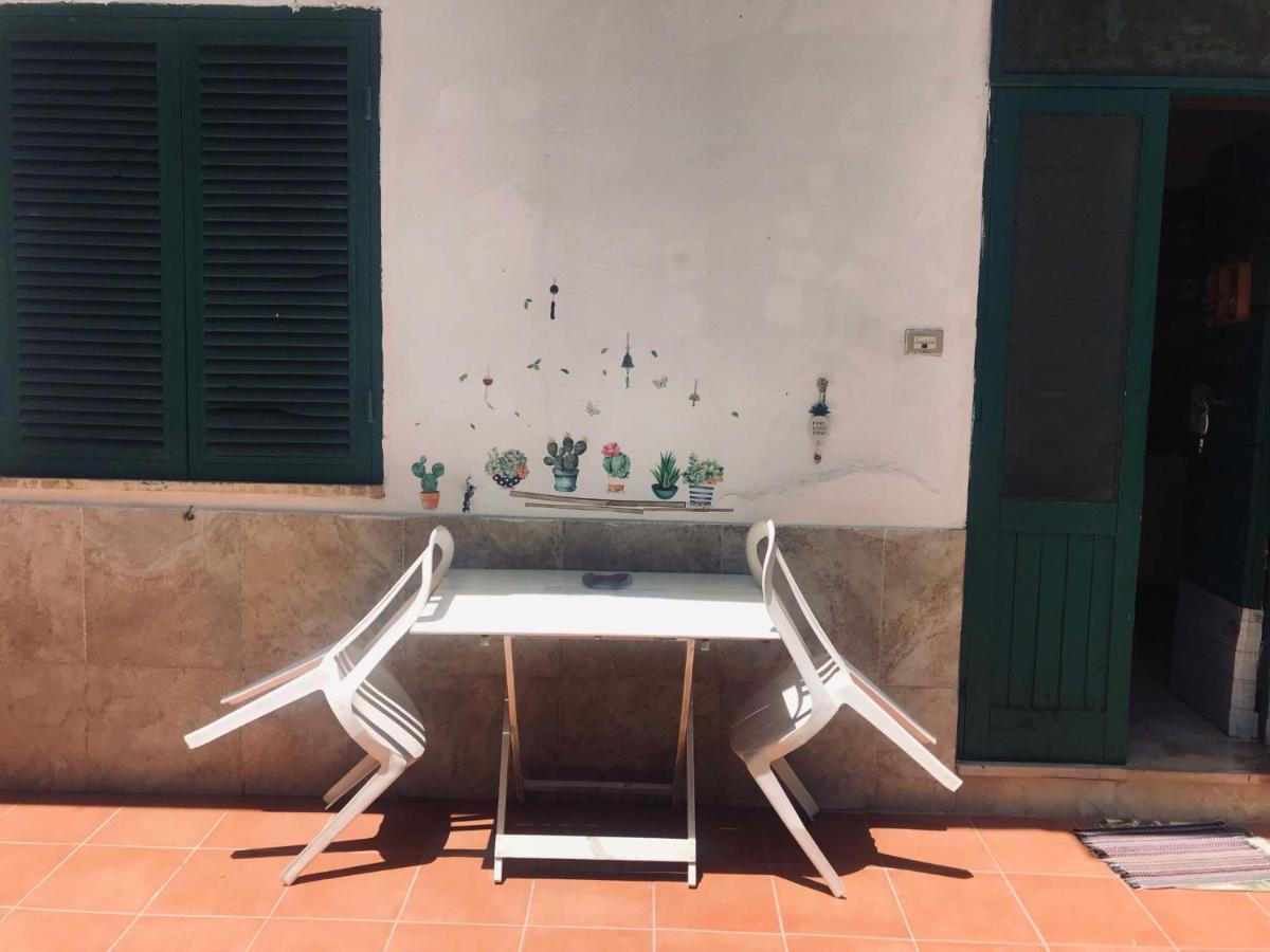 Nido D'Amore Cuore Villa Terracina Buitenkant foto