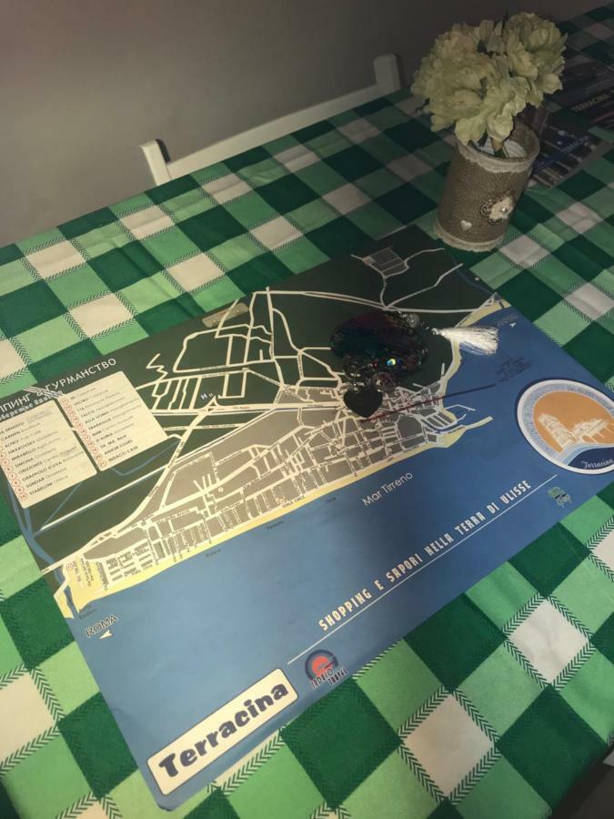 Nido D'Amore Cuore Villa Terracina Buitenkant foto